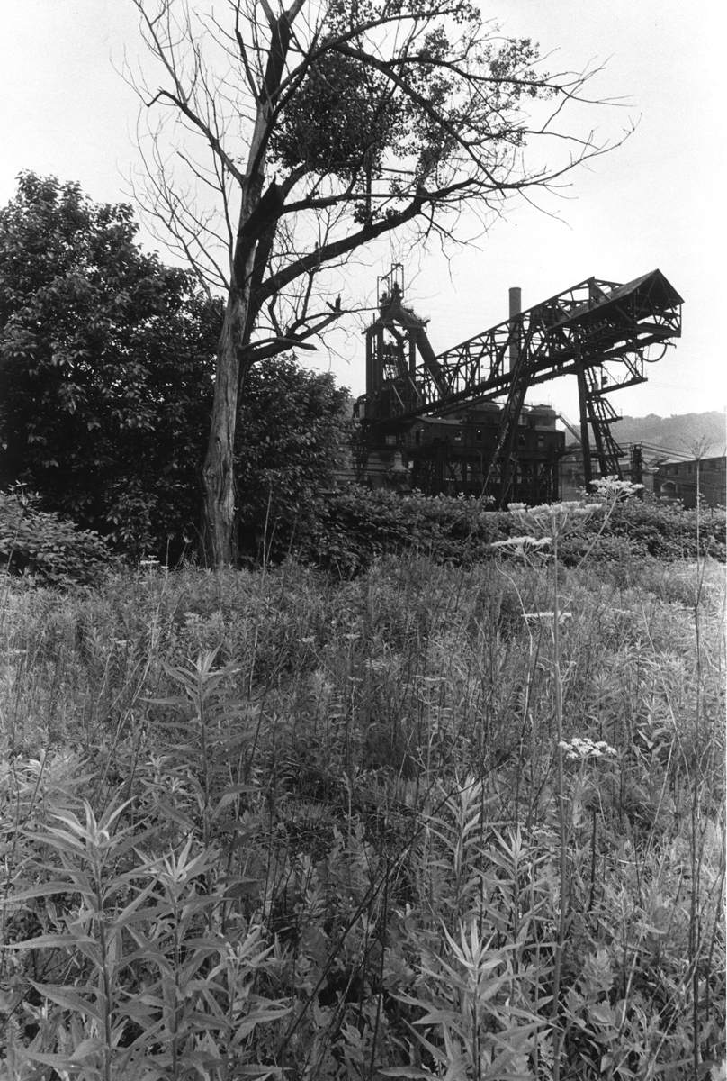 black and white photo of the ruins of wheeling pittsburgh steel
